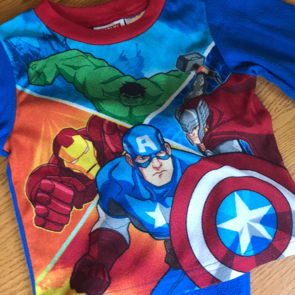 Marvel pajama set - Picture 2 of 3